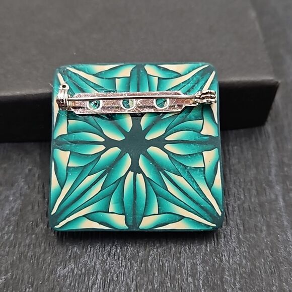 Funky Handcrafted Blue Green Cut Clay Mandela Pin Brooch with Rhinestone… - Picture 5 of 6